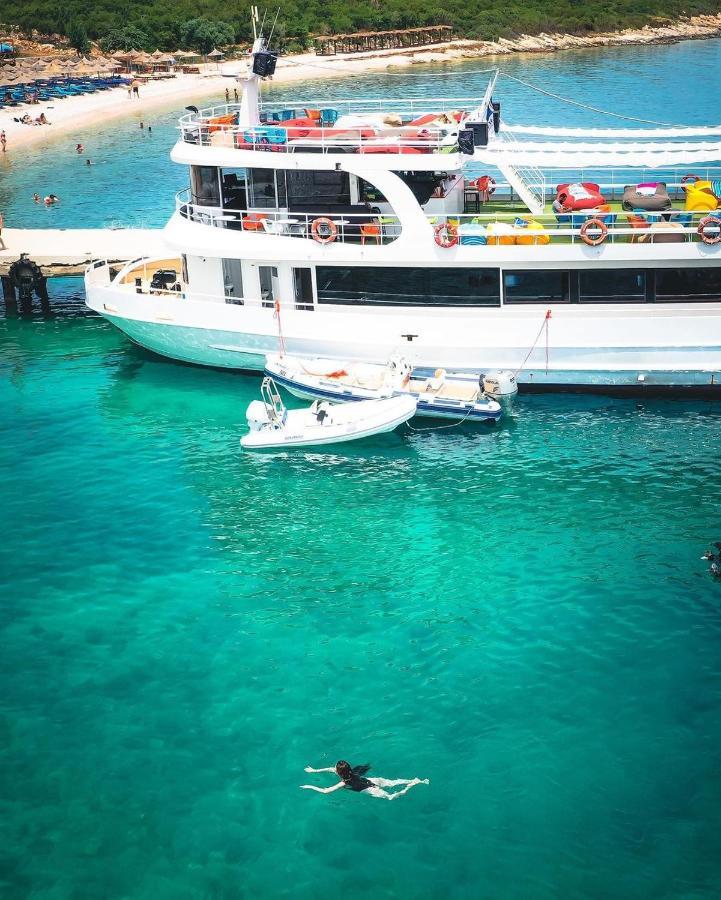 Hotel Queen Isabella Premium Vlorë Esterno foto