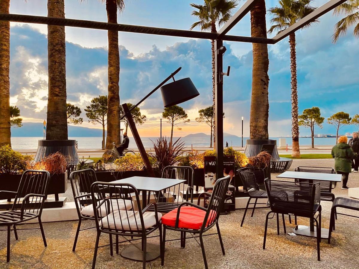 Hotel Queen Isabella Premium Vlorë Esterno foto